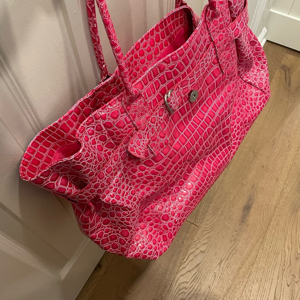 Vibrant Pink Crocodile-Embossed Tote Bag
